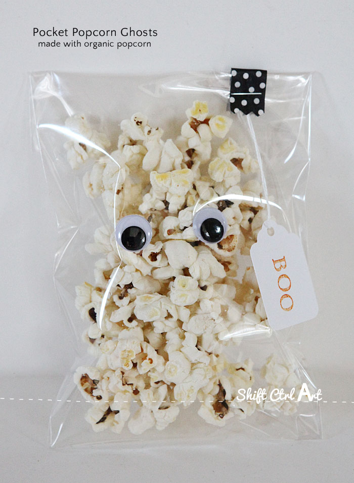 Pocket popcorn ghosts - Halloween treat